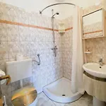 Apartament Lucy