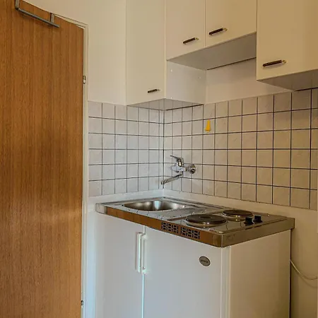 アパート Lucy メドゥリン