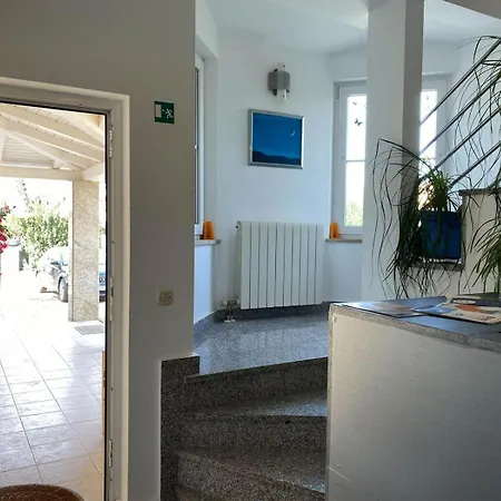 Lucy Apartment *