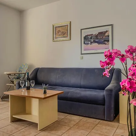Apartment Lucy Medulin